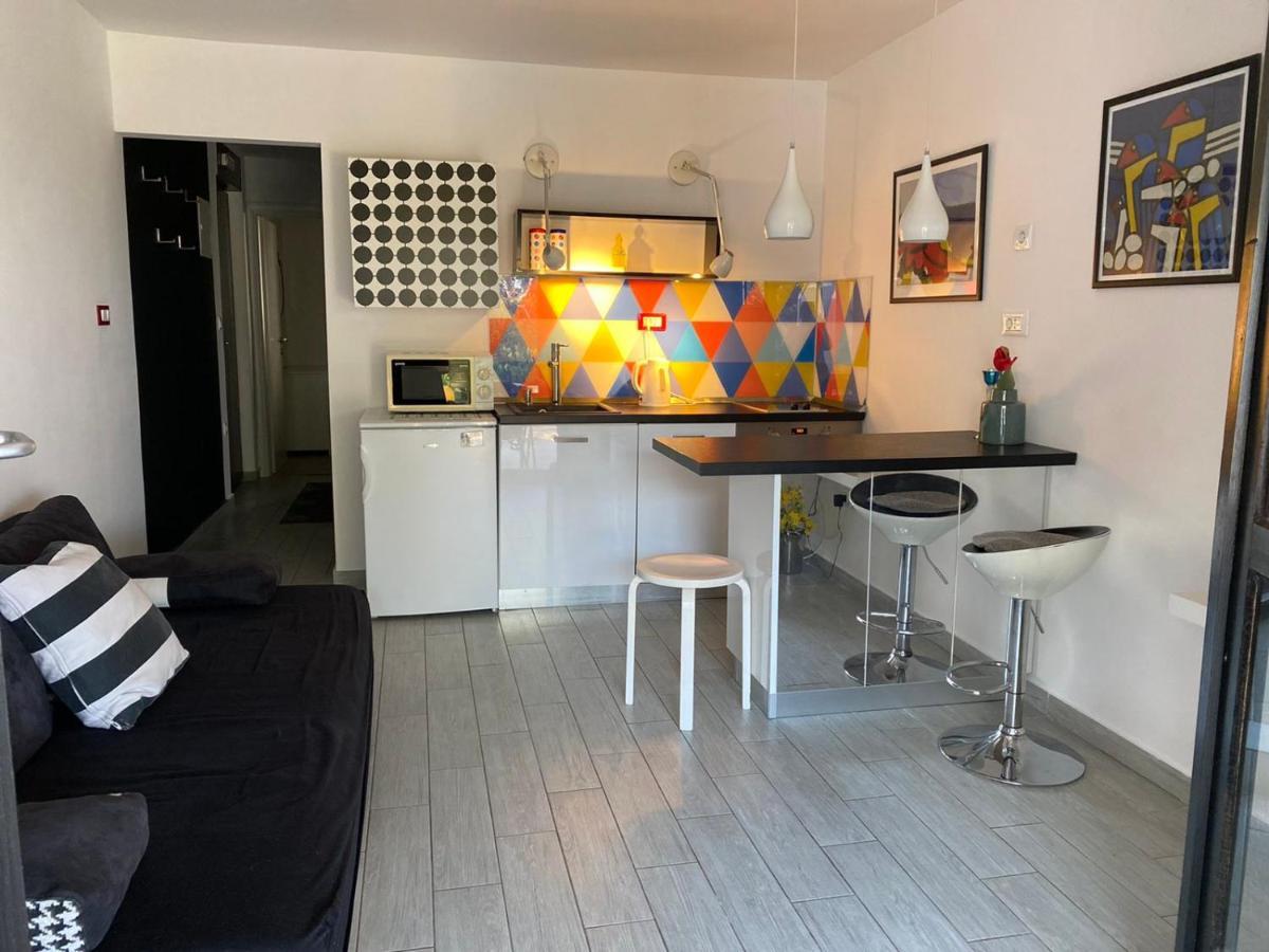 Miramar Apartment